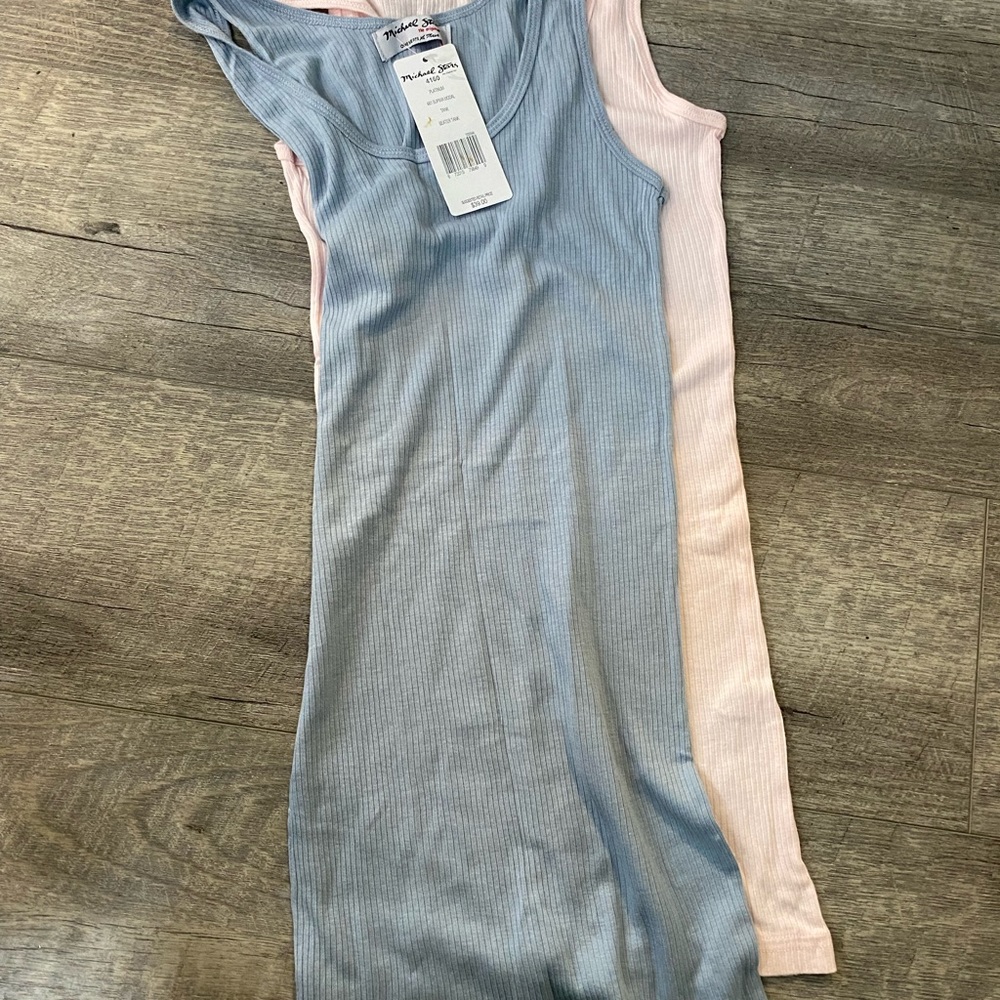 Two Michael Stars Long Tanks